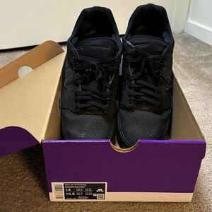 Nike Men's Black Sneakers